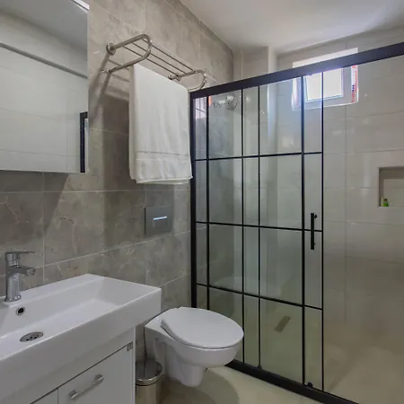 Bellissima Hotel 3*